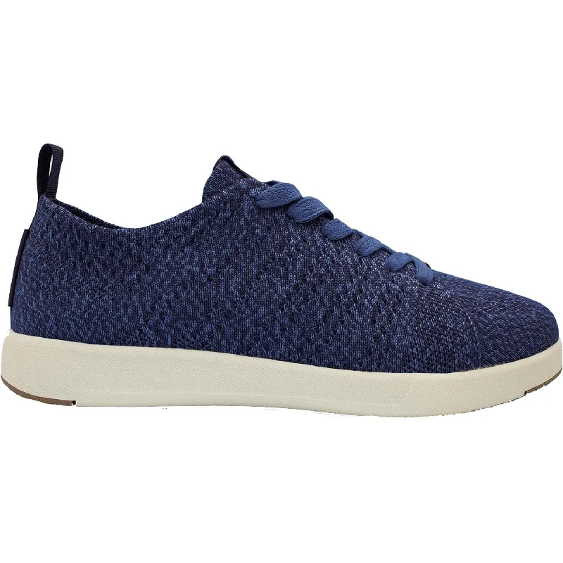 casual shoes for men with stretchable upper for a comfortable fit-Women's Woolloomooloo Darwin Navy Wool