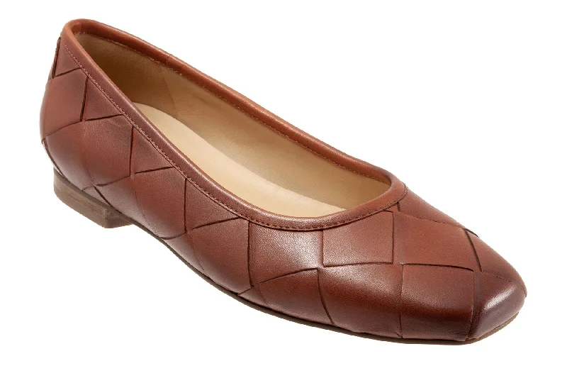 comfortable clogs with easy slip-on design-Fashion dress shoes with a statement buckle closureHanny