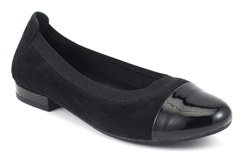 clogs with leather soles for durability-Stylish dress shoes with statement heels for added flairNicole