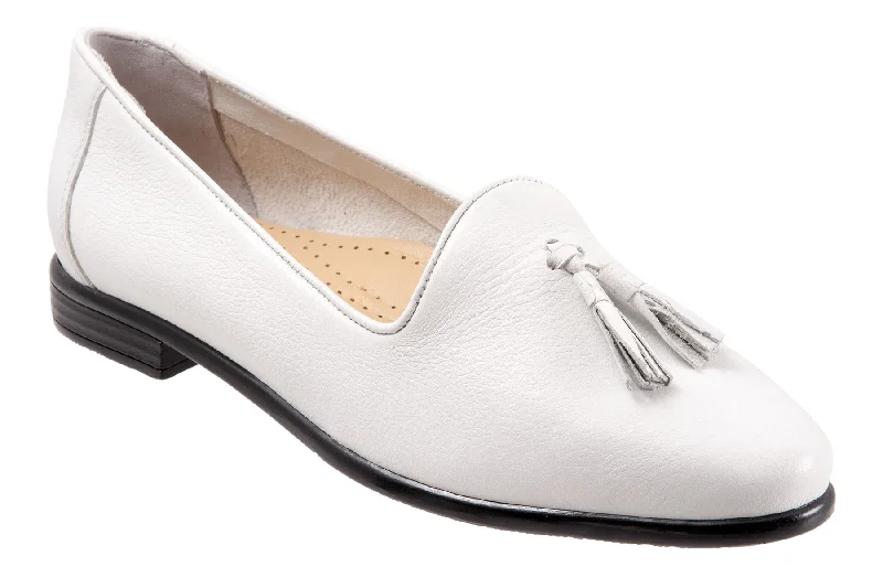 comfortable clogs for professional settings-Stylish dress shoes with hidden heel for a chic designLiz Tassel