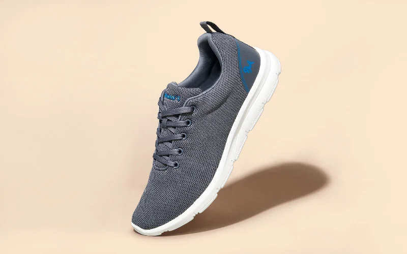 Athletic shoes for casual trails-Comfort Stroll Sneakers : Grey