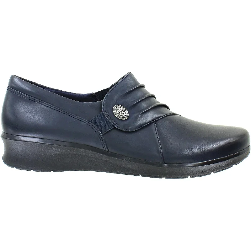 casual shoes for women with easy-to-wear slip-on style-Women's Clarks Hope Roxanne Navy Leather