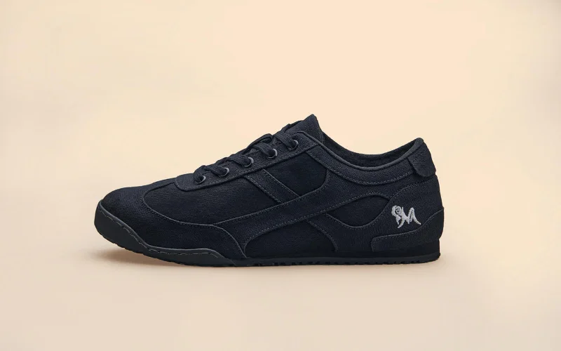 Athletic shoes for urban sports-Urban Casuals : Rock Black