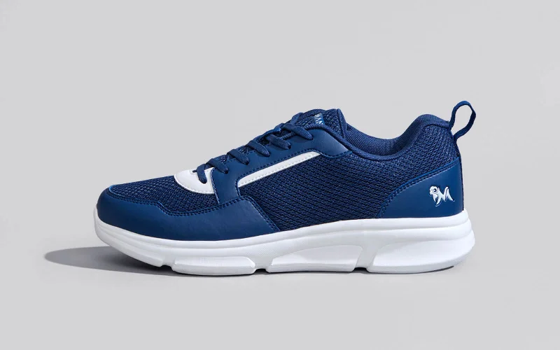 Athletic shoes with dynamic heels-The Brawny Outdoors : Blue